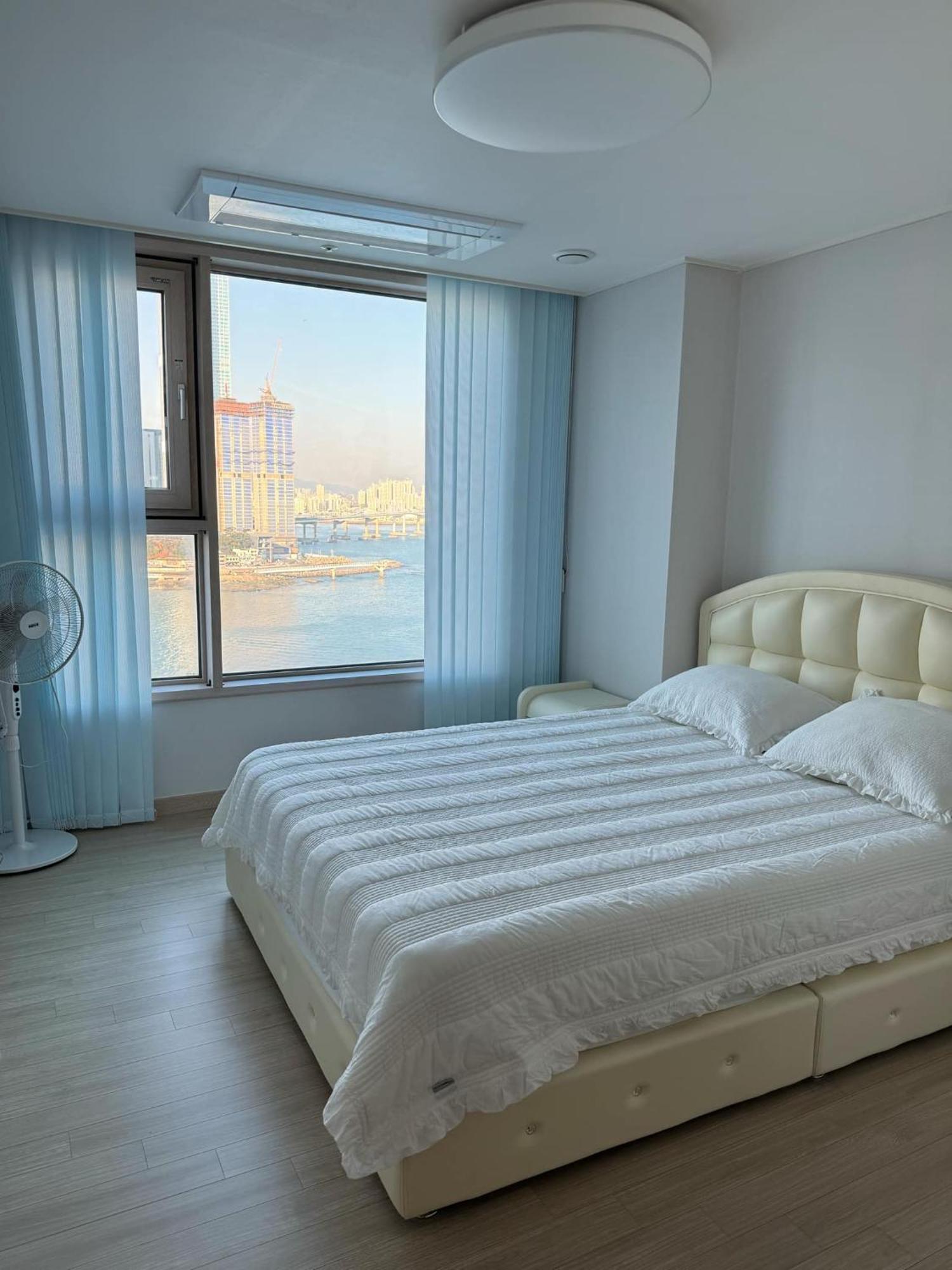 Luxury Ocean View Appartement Busan Buitenkant foto